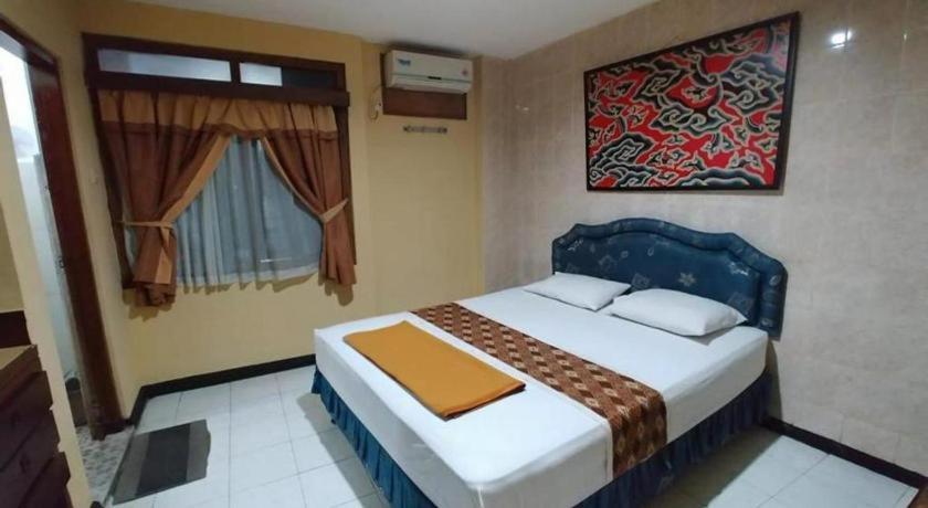Hotel Syariah Wisma Nendra Yogyakarta Exterior photo